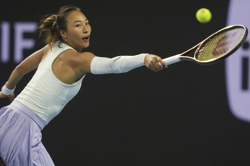 站在替补席 站在替补席